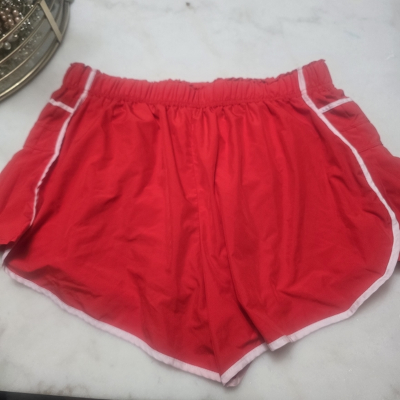 FP Movement by Free People Red Athletic Pleated Skort with White Trim - Picture 2 of 8